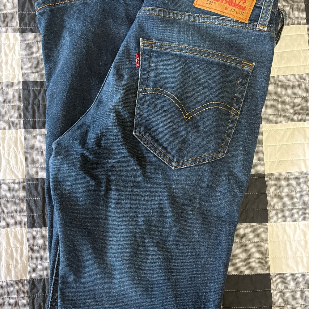 Levi's Men's 541 Jeans